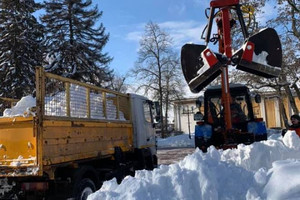 Щодоби з вулиць Чернігова вивозять 3,5 тисячі кубометрів снігу